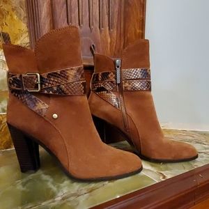 Donald J Pliner Low Calf Boots